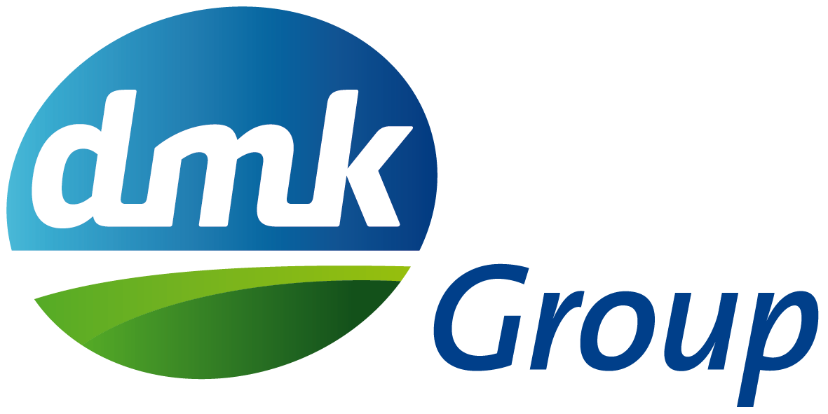 DMK_GROUP_Logo-Farbe_mit_Verlauf-Ellipse_22-5_mm_hoch-05.02.18.png